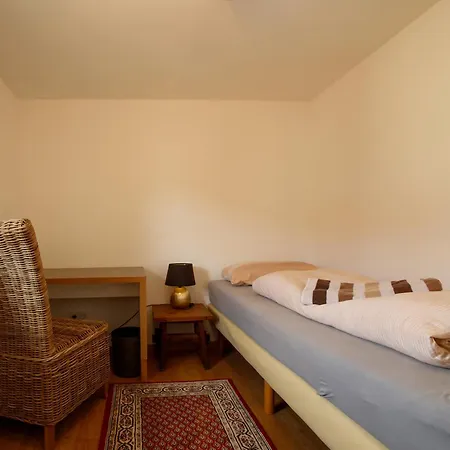 Monteurshaus Im Leipziger Suede Naehe A38 Vakantiehuis Leipzig