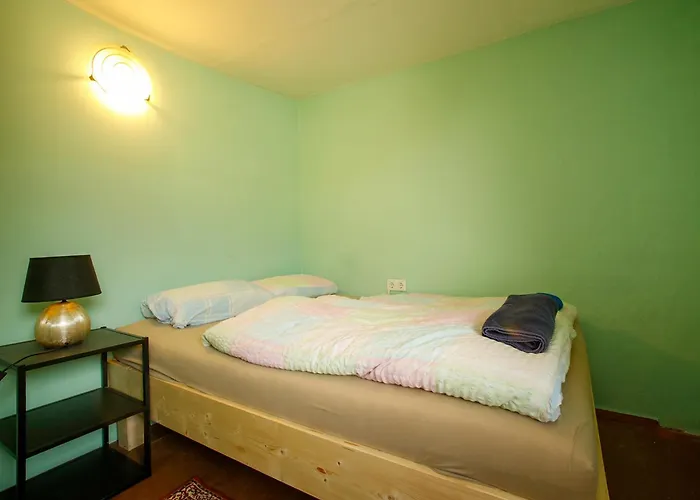 Holiday home Monteurshaus Im Leipziger Suede Naehe A38 *